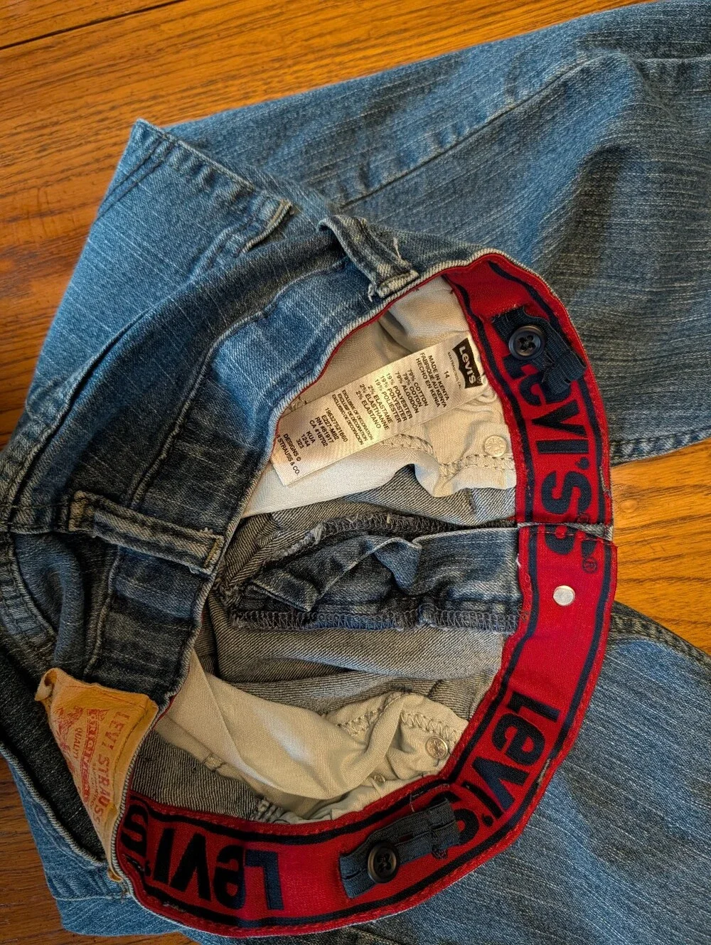 Signature by Levi Strauss back school